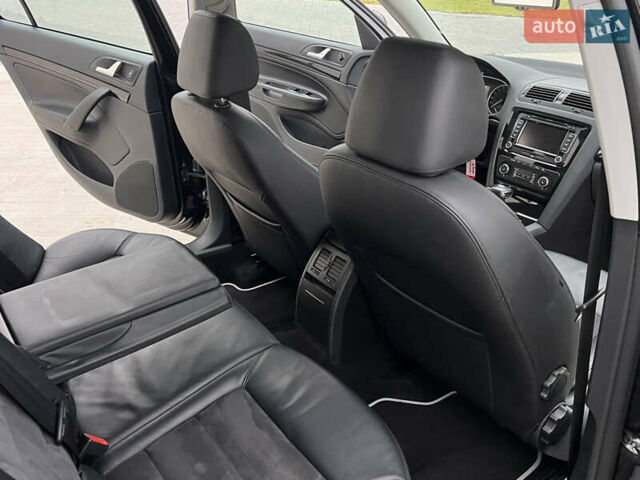 Черный Шкода Октавия, объемом двигателя 2 л и пробегом 229 тыс. км за 11650 $, фото 99 на Automoto.ua