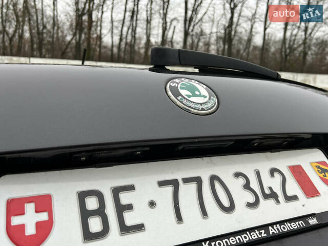 Черный Шкода Октавия, объемом двигателя 2 л и пробегом 229 тыс. км за 11650 $, фото 40 на Automoto.ua