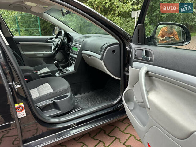 Черный Шкода Октавия, объемом двигателя 1.6 л и пробегом 224 тыс. км за 7500 $, фото 33 на Automoto.ua