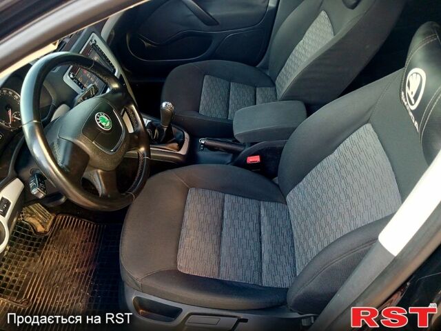Шкода Октавія 2010 у Кривому Розі на Automoto.ua Чорний Шкода Октавія, об'ємом двигуна 1.6 л та пробігом 267 тис. км за 8200 $, фото 6 на Automoto.ua