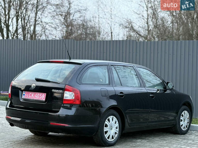 Черный Шкода Октавия, объемом двигателя 1.6 л и пробегом 202 тыс. км за 7490 $, фото 90 на Automoto.ua