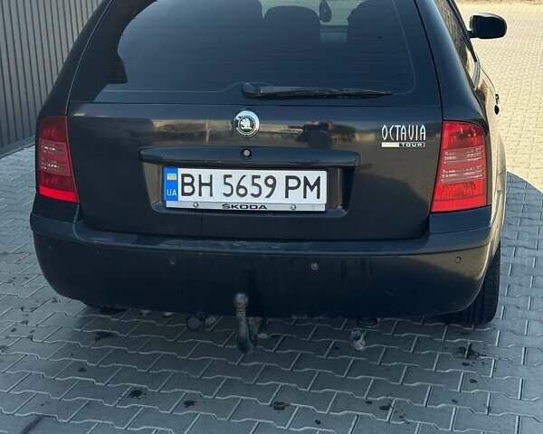 Черный Шкода Октавия, объемом двигателя 1.9 л и пробегом 290 тыс. км за 6600 $, фото 2 на Automoto.ua