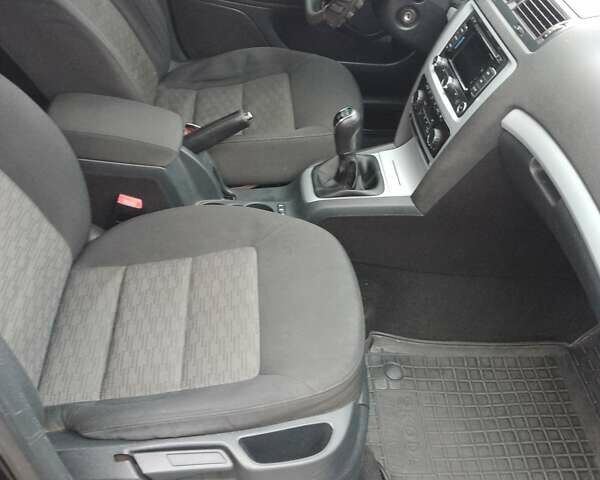 Чорний Шкода Октавія, об'ємом двигуна 1.6 л та пробігом 361 тис. км за 7800 $, фото 11 на Automoto.ua