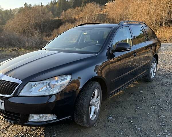 Черный Шкода Октавия, объемом двигателя 1.6 л и пробегом 253 тыс. км за 7500 $, фото 4 на Automoto.ua