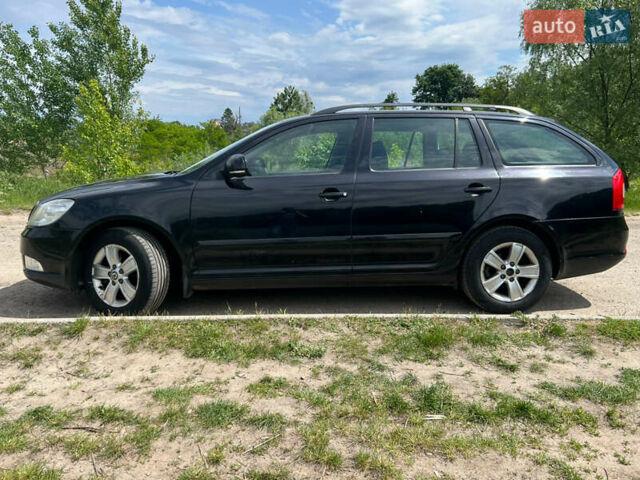 Черный Шкода Октавия, объемом двигателя 1.6 л и пробегом 265 тыс. км за 7500 $, фото 3 на Automoto.ua