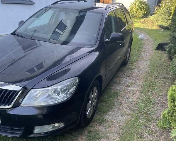Чорний Шкода Октавія, об'ємом двигуна 1.6 л та пробігом 302 тис. км за 6900 $, фото 2 на Automoto.ua