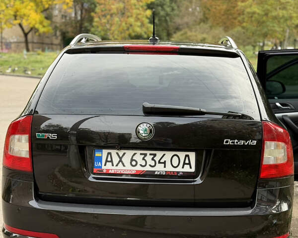 Шкода Октавия 2010 в Кривом Роге на Automoto.ua Черный Шкода Октавия, объемом двигателя 1.98 л и пробегом 201 тыс. км за 12000 $, фото 3 на Automoto.ua