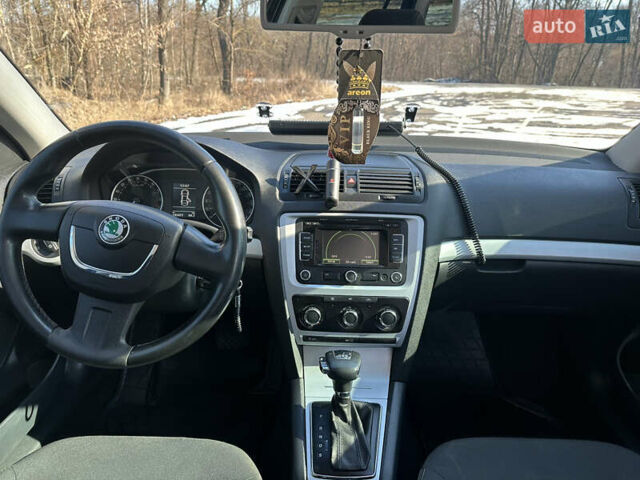 Черный Шкода Октавия, объемом двигателя 1.97 л и пробегом 243 тыс. км за 8700 $, фото 17 на Automoto.ua