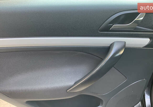 Чорний Шкода Октавія, об'ємом двигуна 1.6 л та пробігом 203 тис. км за 8900 $, фото 17 на Automoto.ua