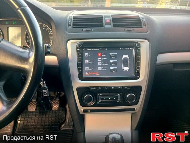 Шкода Октавія 2010 у Кривому Розі на Automoto.ua Чорний Шкода Октавія, об'ємом двигуна 1.6 л та пробігом 267 тис. км за 8200 $, фото 8 на Automoto.ua