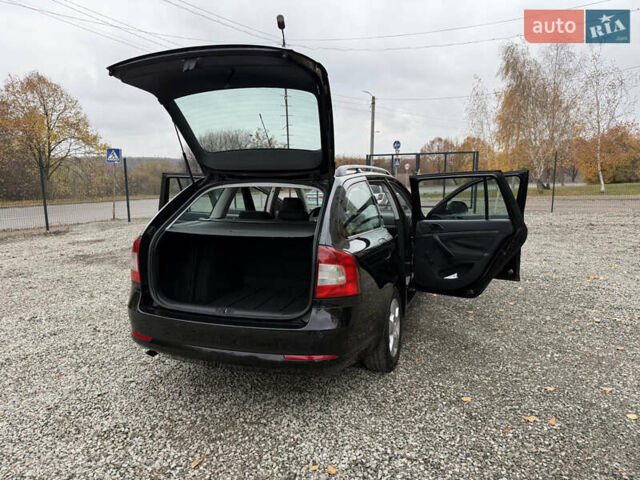 Черный Шкода Октавия, объемом двигателя 0 л и пробегом 167 тыс. км за 8100 $, фото 56 на Automoto.ua