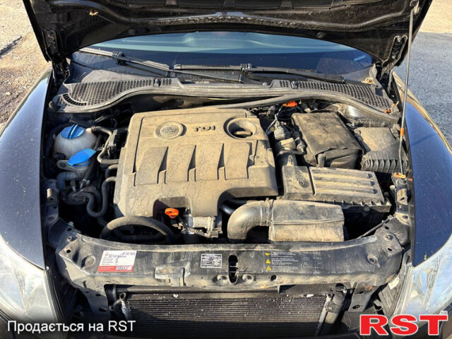 Черный Шкода Октавия, объемом двигателя 1.6 л и пробегом 286 тыс. км за 8600 $, фото 7 на Automoto.ua