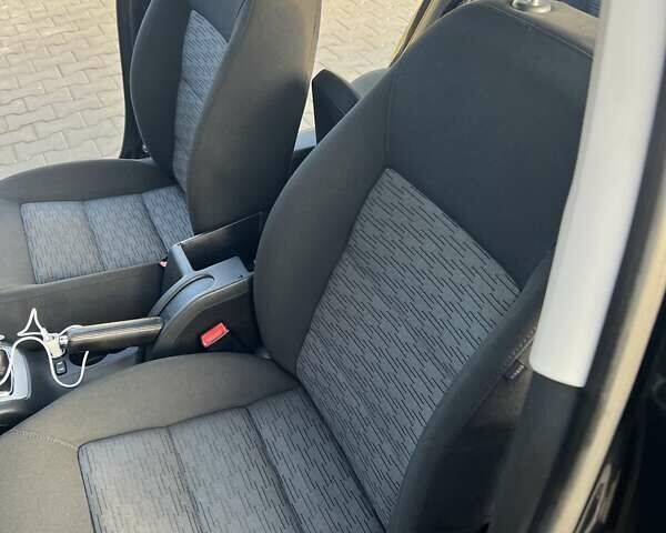 Чорний Шкода Октавія, об'ємом двигуна 1.97 л та пробігом 370 тис. км за 8000 $, фото 3 на Automoto.ua