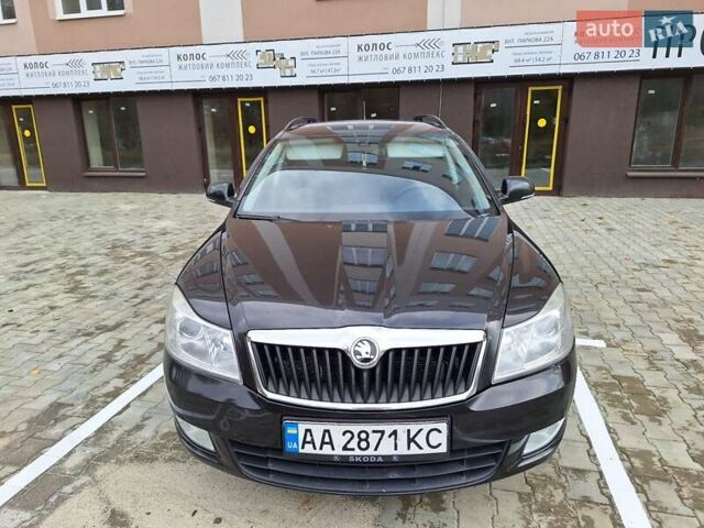 Шкода Октавія 2010 у Горохів на Automoto.ua Чорний Шкода Октавія, об'ємом двигуна 1.8 л та пробігом 310 тис. км за 6799 $, фото 1 на Automoto.ua