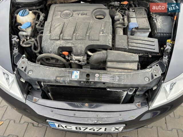 Чорний Шкода Октавія, об'ємом двигуна 1.6 л та пробігом 182 тис. км за 9300 $, фото 3 на Automoto.ua