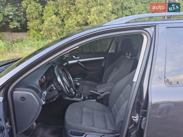 Черный Шкода Октавия, объемом двигателя 1.2 л и пробегом 257 тыс. км за 4950 $, фото 17 на Automoto.ua