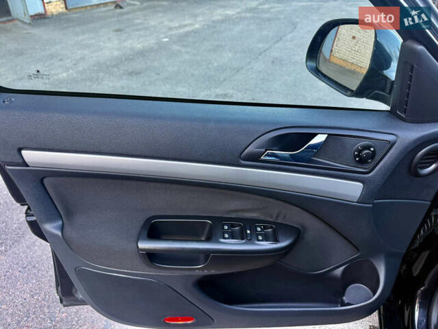 Черный Шкода Октавия, объемом двигателя 1.4 л и пробегом 176 тыс. км за 5999 $, фото 12 на Automoto.ua