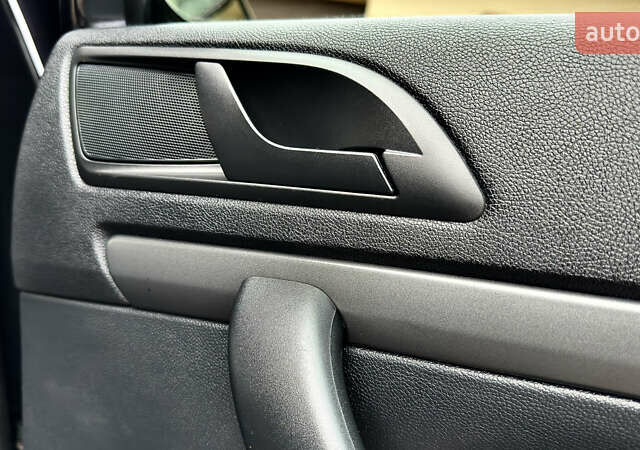 Чорний Шкода Октавія, об'ємом двигуна 1.6 л та пробігом 114 тис. км за 8299 $, фото 36 на Automoto.ua