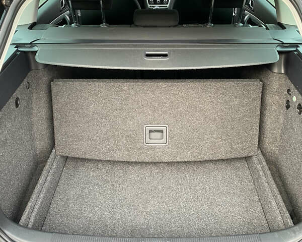 Черный Шкода Октавия, объемом двигателя 2 л и пробегом 241 тыс. км за 8800 $, фото 17 на Automoto.ua