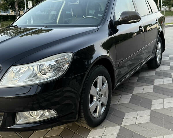Черный Шкода Октавия, объемом двигателя 1.39 л и пробегом 227 тыс. км за 7550 $, фото 14 на Automoto.ua