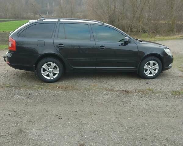 Чорний Шкода Октавія, об'ємом двигуна 1.6 л та пробігом 361 тис. км за 7800 $, фото 2 на Automoto.ua