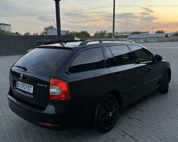 Черный Шкода Октавия, объемом двигателя 1.6 л и пробегом 291 тыс. км за 6500 $, фото 7 на Automoto.ua