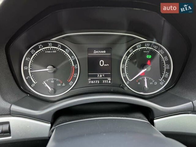 Черный Шкода Октавия, объемом двигателя 1.97 л и пробегом 316 тыс. км за 11500 $, фото 19 на Automoto.ua