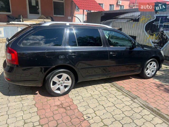 Черный Шкода Октавия, объемом двигателя 1.9 л и пробегом 379 тыс. км за 7700 $, фото 1 на Automoto.ua