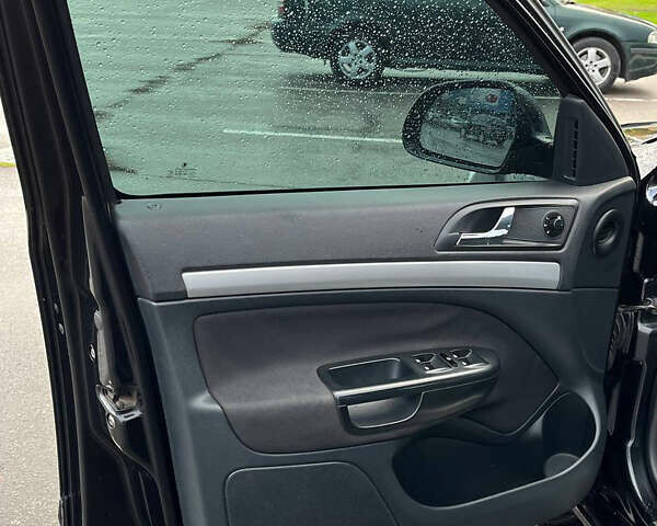 Черный Шкода Октавия, объемом двигателя 1.8 л и пробегом 260 тыс. км за 7300 $, фото 11 на Automoto.ua