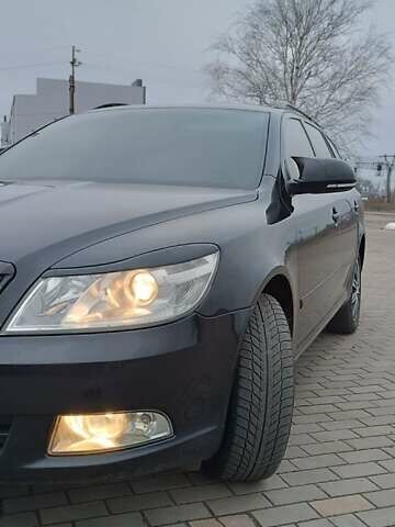 Черный Шкода Октавия, объемом двигателя 1.6 л и пробегом 390 тыс. км за 7250 $, фото 4 на Automoto.ua