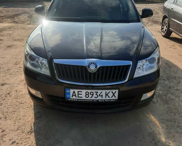 Чорний Шкода Октавія, об'ємом двигуна 1.39 л та пробігом 170 тис. км за 8500 $, фото 4 на Automoto.ua