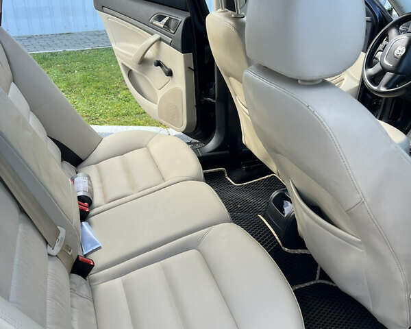 Чорний Шкода Октавія, об'ємом двигуна 1.6 л та пробігом 276 тис. км за 9300 $, фото 11 на Automoto.ua