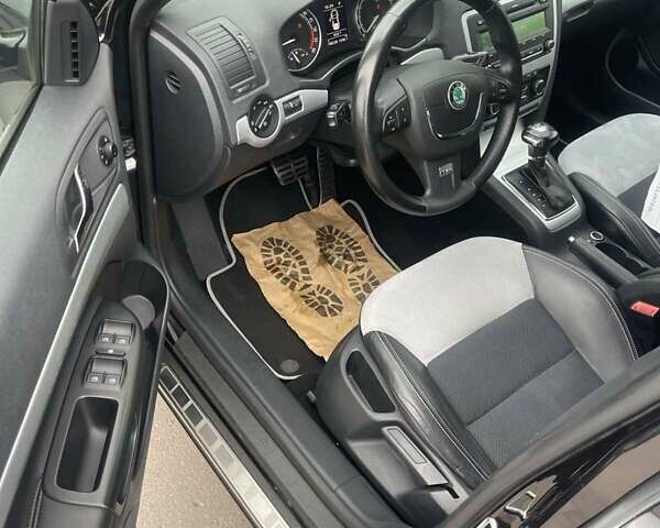 Чорний Шкода Октавія, об'ємом двигуна 1.97 л та пробігом 307 тис. км за 10500 $, фото 5 на Automoto.ua