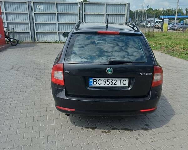 Черный Шкода Октавия, объемом двигателя 1.6 л и пробегом 192 тыс. км за 8500 $, фото 5 на Automoto.ua