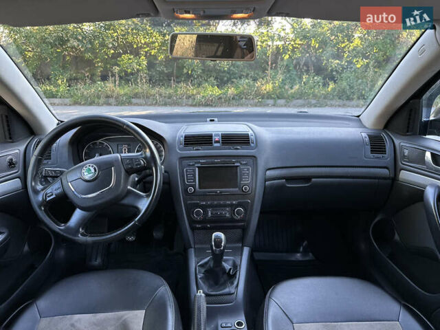Чорний Шкода Октавія, об'ємом двигуна 1.8 л та пробігом 314 тис. км за 7300 $, фото 33 на Automoto.ua
