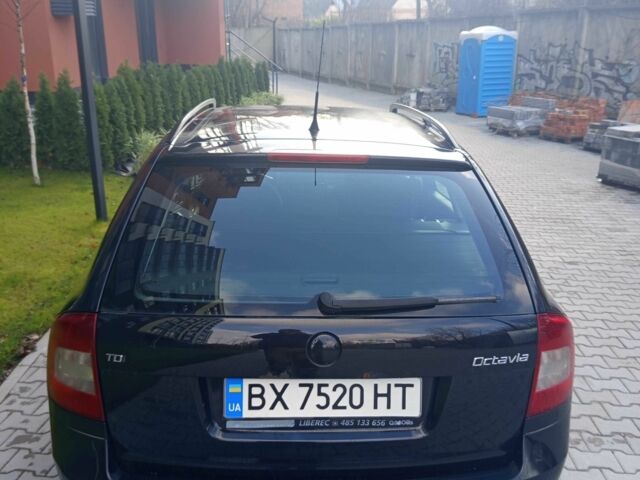 Черный Шкода Октавия, объемом двигателя 1.6 л и пробегом 298 тыс. км за 6500 $, фото 7 на Automoto.ua