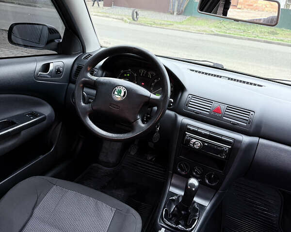 Чорний Шкода Октавія, об'ємом двигуна 1.9 л та пробігом 250 тис. км за 6300 $, фото 7 на Automoto.ua