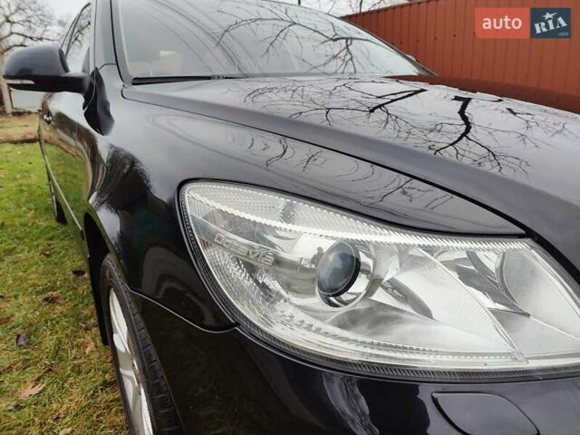 Чорний Шкода Октавія, об'ємом двигуна 1.6 л та пробігом 200 тис. км за 7800 $, фото 13 на Automoto.ua