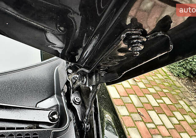 Чорний Шкода Октавія, об'ємом двигуна 1.6 л та пробігом 114 тис. км за 8299 $, фото 90 на Automoto.ua