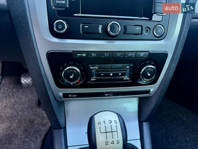 Черный Шкода Октавия, объемом двигателя 1.4 л и пробегом 176 тыс. км за 5999 $, фото 15 на Automoto.ua