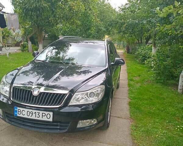 Чорний Шкода Октавія, об'ємом двигуна 1.2 л та пробігом 215 тис. км за 6300 $, фото 10 на Automoto.ua