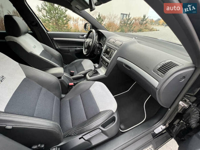 Черный Шкода Октавия, объемом двигателя 2 л и пробегом 265 тыс. км за 11950 $, фото 69 на Automoto.ua