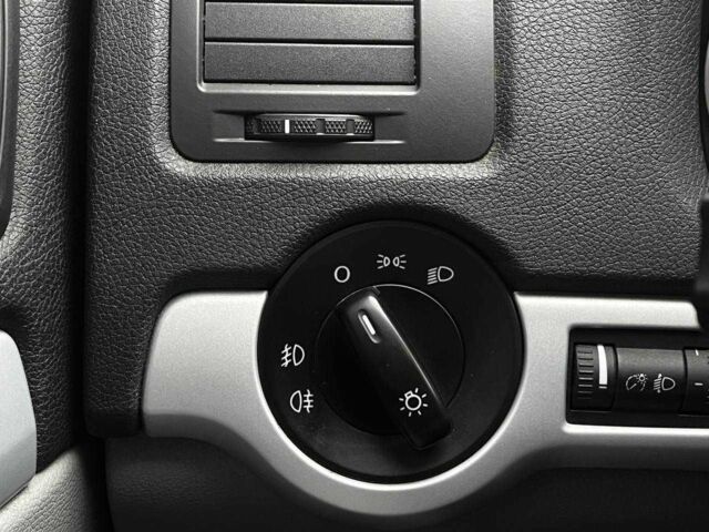 Черный Шкода Октавия, объемом двигателя 1.8 л и пробегом 188 тыс. км за 9200 $, фото 18 на Automoto.ua