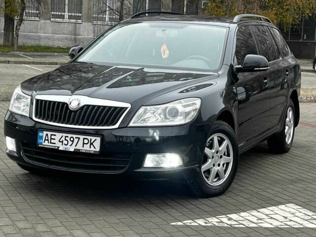 Черный Шкода Октавия, объемом двигателя 1.8 л и пробегом 188 тыс. км за 9200 $, фото 2 на Automoto.ua