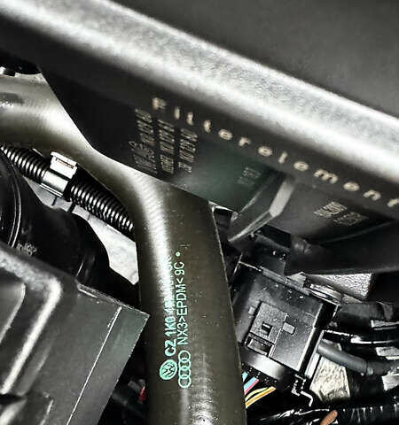 Чорний Шкода Октавія, об'ємом двигуна 1.6 л та пробігом 114 тис. км за 8299 $, фото 91 на Automoto.ua