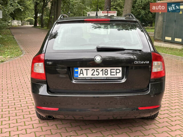 Черный Шкода Октавия, объемом двигателя 1.6 л и пробегом 224 тыс. км за 7800 $, фото 23 на Automoto.ua