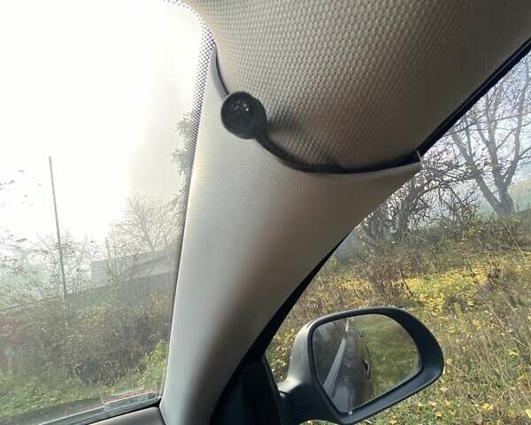 Черный Шкода Октавия, объемом двигателя 1.6 л и пробегом 275 тыс. км за 7300 $, фото 20 на Automoto.ua