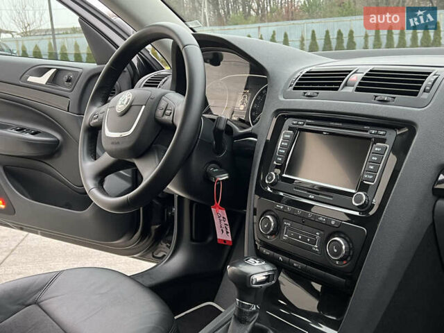 Черный Шкода Октавия, объемом двигателя 2 л и пробегом 229 тыс. км за 11650 $, фото 88 на Automoto.ua
