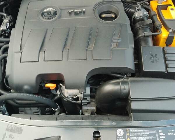 Чорний Шкода Октавія, об'ємом двигуна 1.6 л та пробігом 361 тис. км за 7800 $, фото 18 на Automoto.ua