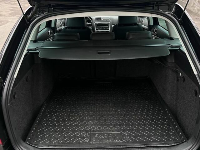 Черный Шкода Октавия, объемом двигателя 1.6 л и пробегом 230 тыс. км за 7500 $, фото 7 на Automoto.ua